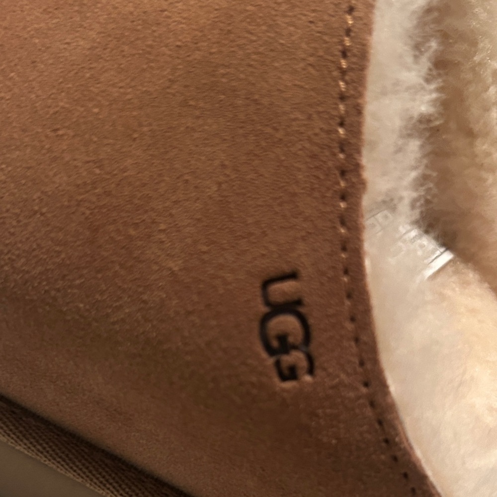 UGG Women’s Greenport Slide - Tan - Picture 2 of 10